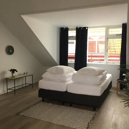 Van Goud 3* 카트베이크안제이